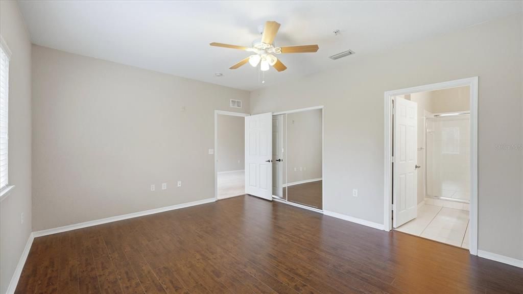 For Sale: $206,000 (3 beds, 2 baths, 1212 Square Feet)