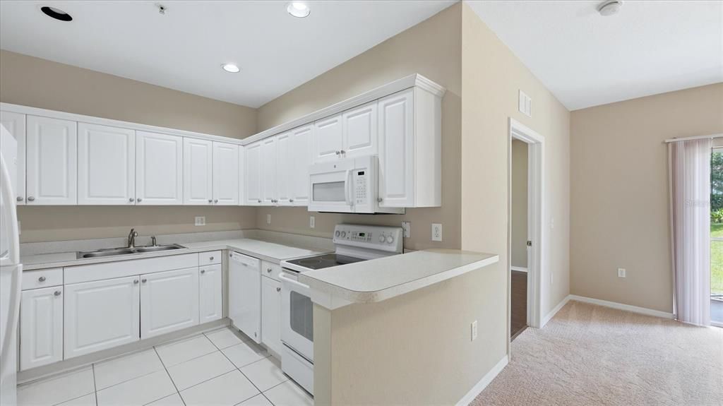 For Sale: $206,000 (3 beds, 2 baths, 1212 Square Feet)