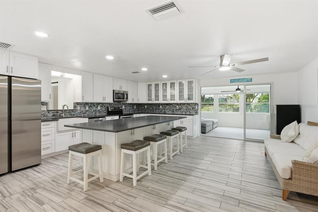 En Venta: $525,000 (3 camas, 2 baños, 1856 Pies cuadrados)