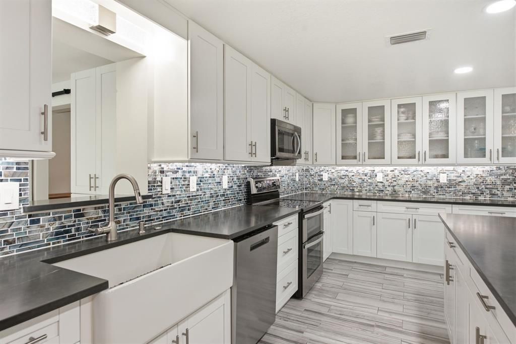 En Venta: $525,000 (3 camas, 2 baños, 1856 Pies cuadrados)