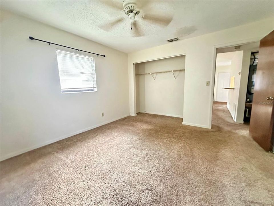 В аренду: $925 (1 спален, 1 ванн, 680 Квадратных фут)