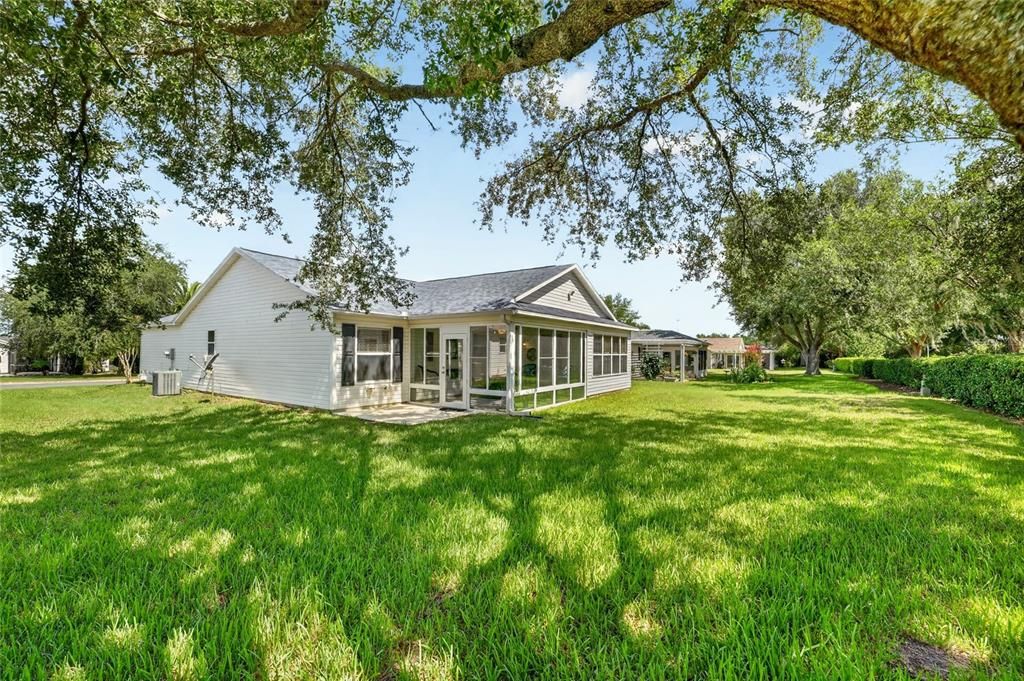 For Sale: $399,000 (3 beds, 2 baths, 1572 Square Feet)