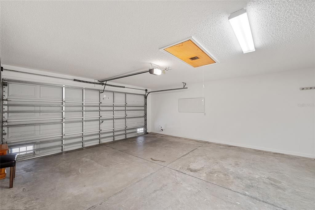 For Sale: $399,000 (3 beds, 2 baths, 1572 Square Feet)