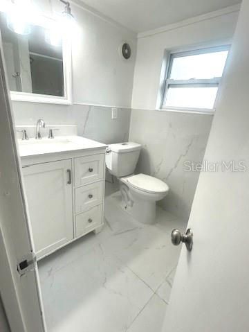 For Rent: $1,700 (1 beds, 1 baths, 1363 Square Feet)