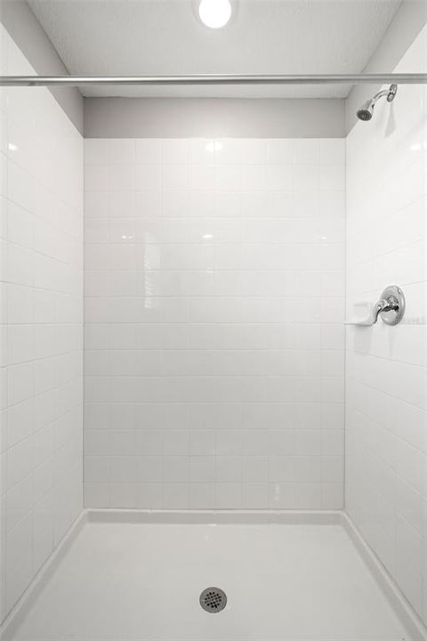 В аренду: $3,400 (5 спален, 4 ванн, 3362 Квадратных фут)