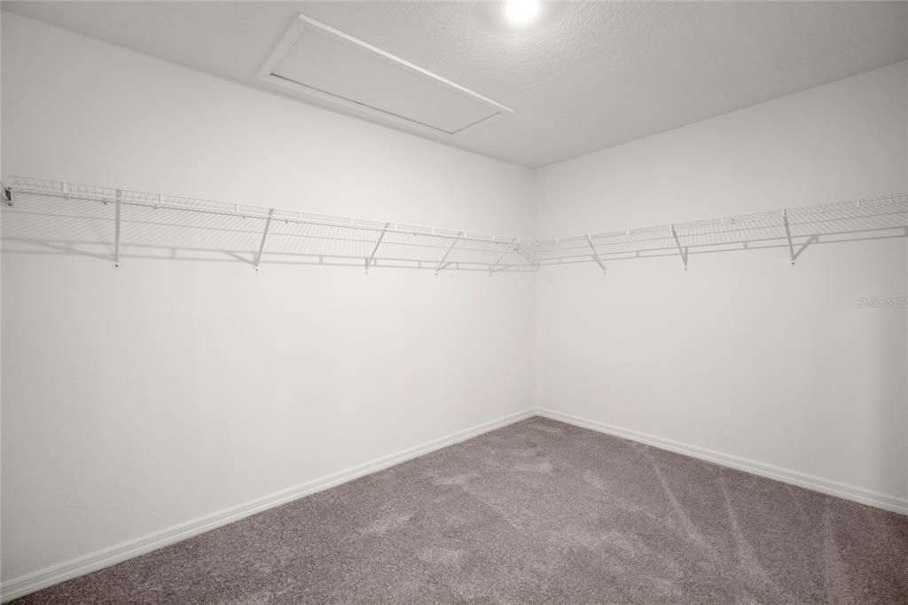 В аренду: $3,400 (5 спален, 4 ванн, 3362 Квадратных фут)