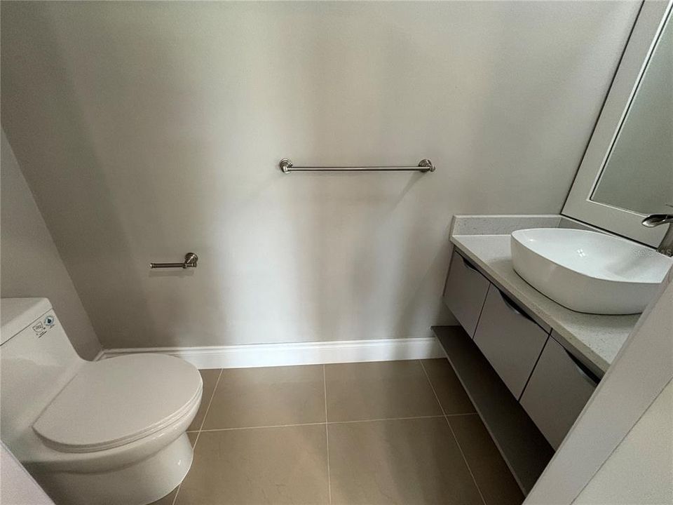 En Renta: $2,600 (4 camas, 2 baños, 2224 Pies cuadrados)