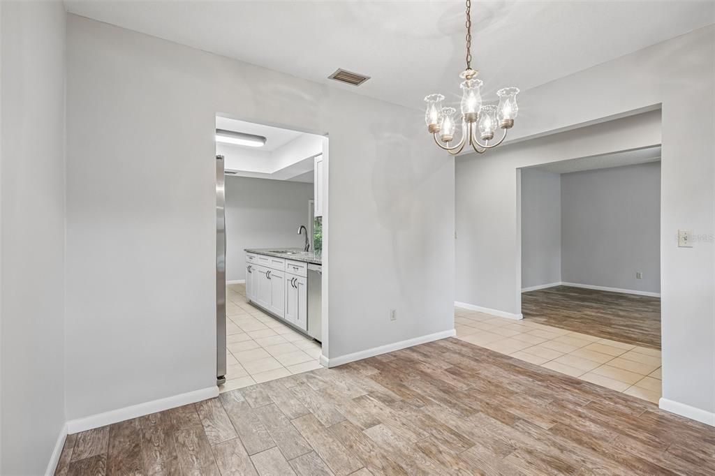 En Venta: $379,895 (3 camas, 2 baños, 1605 Pies cuadrados)