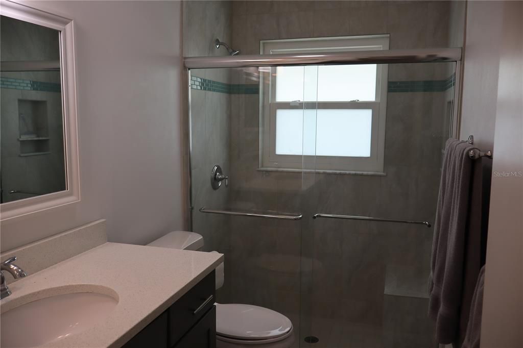 En Venta: $279,000 (3 camas, 2 baños, 1686 Pies cuadrados)