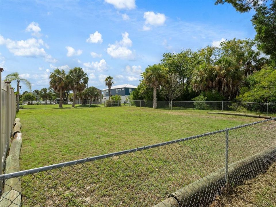 For Sale: $90,000 (0.11 acres)
