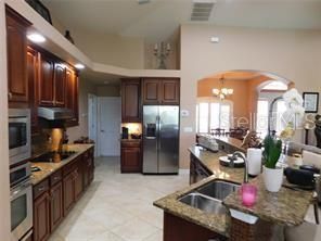 For Sale: $550,000 (3 beds, 2 baths, 2368 Square Feet)