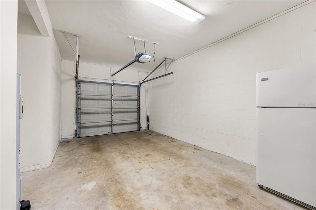 For Sale: $205,000 (2 beds, 2 baths, 1134 Square Feet)