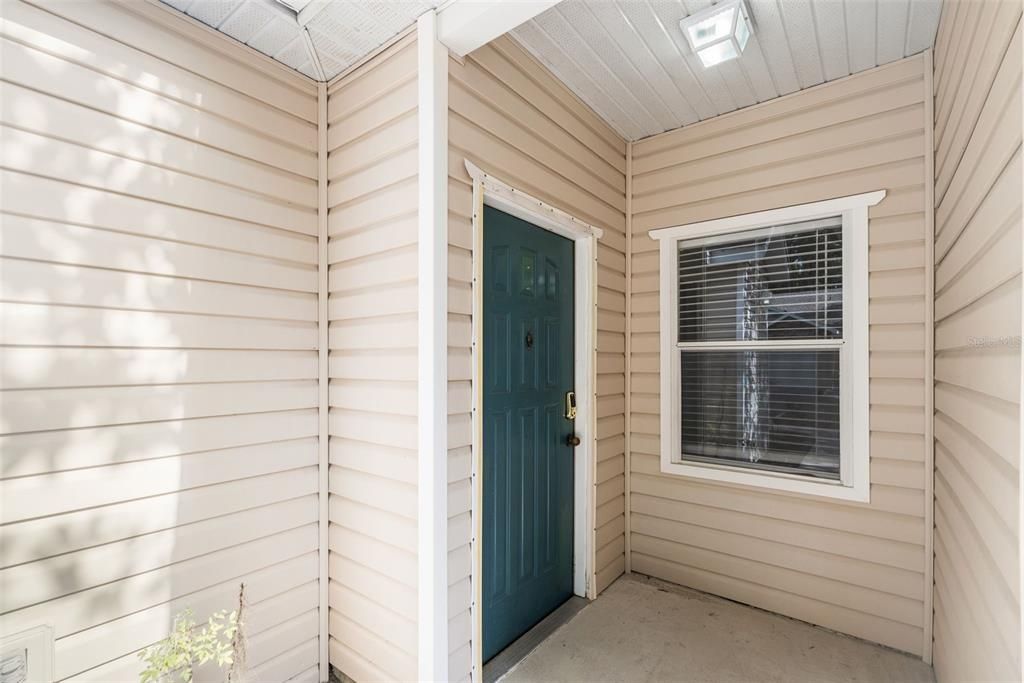 For Sale: $205,000 (2 beds, 2 baths, 1134 Square Feet)