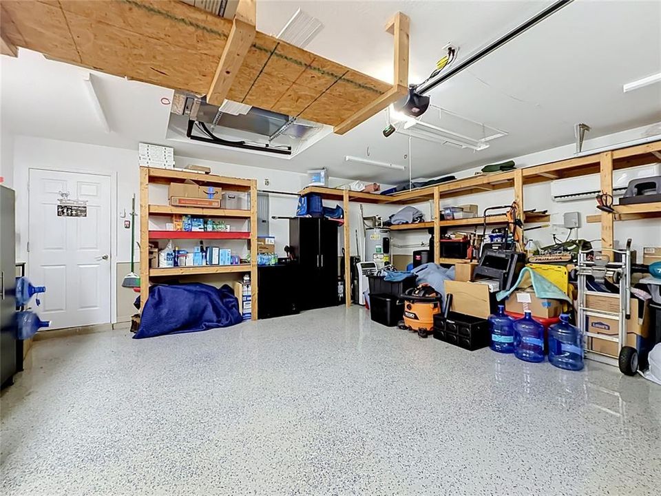 En Venta: $325,000 (4 camas, 2 baños, 1817 Pies cuadrados)