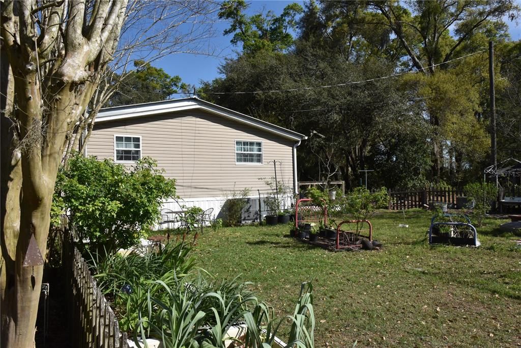 En Venta: $549,000 (3 camas, 2 baños, 1860 Pies cuadrados)