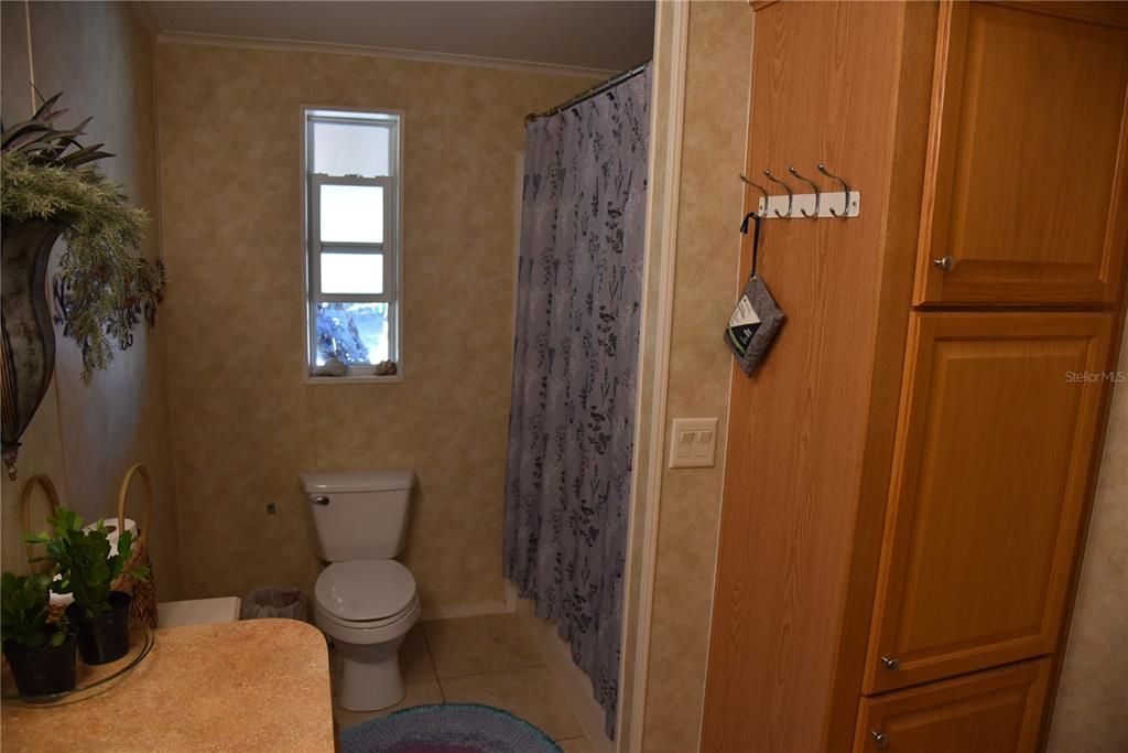 En Venta: $549,000 (3 camas, 2 baños, 1860 Pies cuadrados)