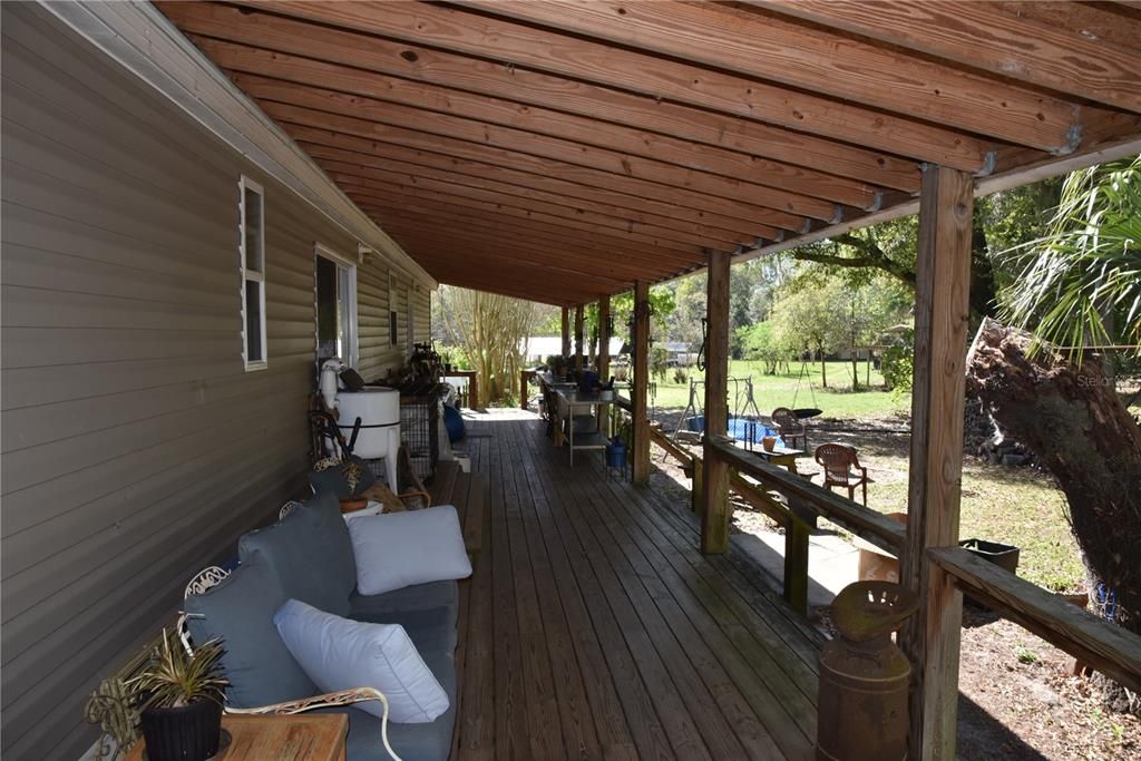 En Venta: $549,000 (3 camas, 2 baños, 1860 Pies cuadrados)