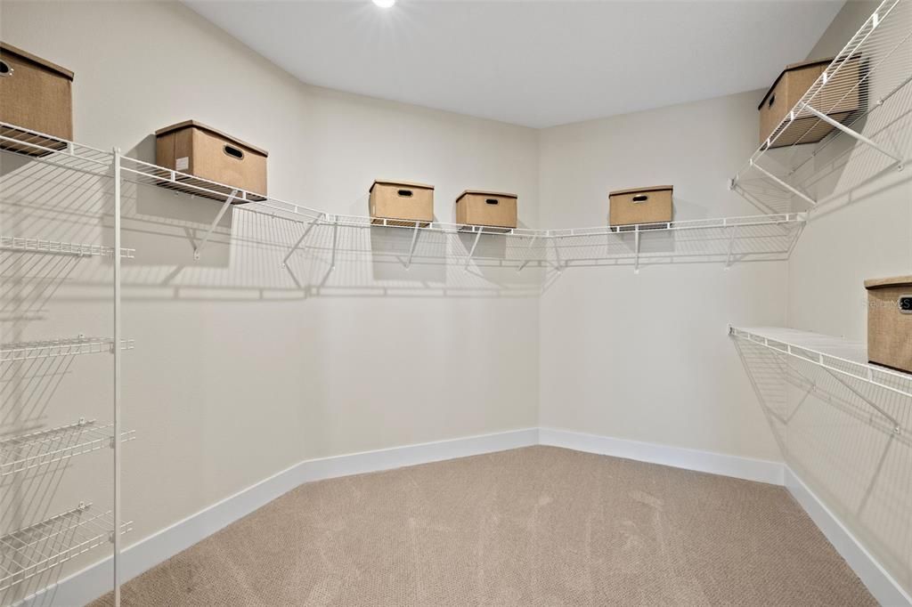 For Sale: $409,990 (2 beds, 2 baths, 1904 Square Feet)