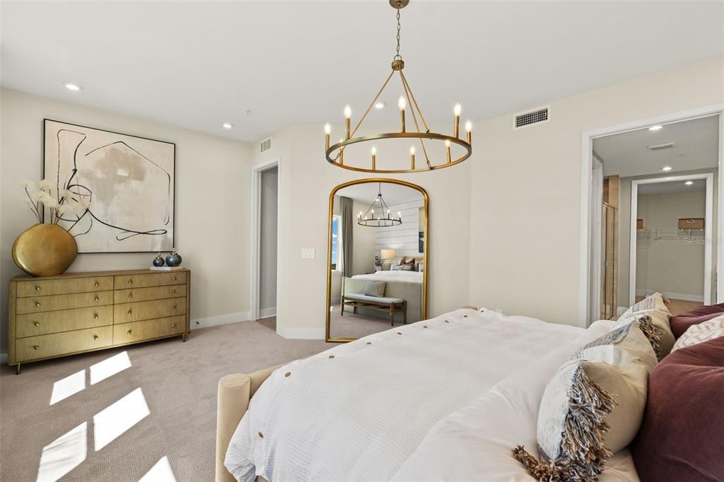 For Sale: $409,990 (2 beds, 2 baths, 1904 Square Feet)