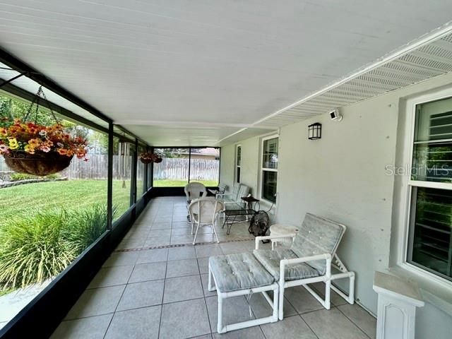 For Sale: $539,900 (3 beds, 2 baths, 1875 Square Feet)