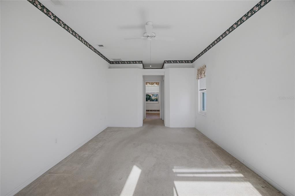 На продажу: $295,900 (3 спален, 2 ванн, 1522 Квадратных фут)