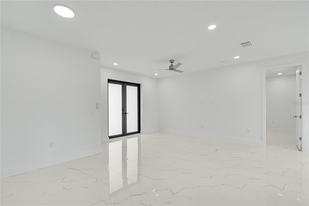 En Renta: $2,400 (3 camas, 2 baños, 1476 Pies cuadrados)