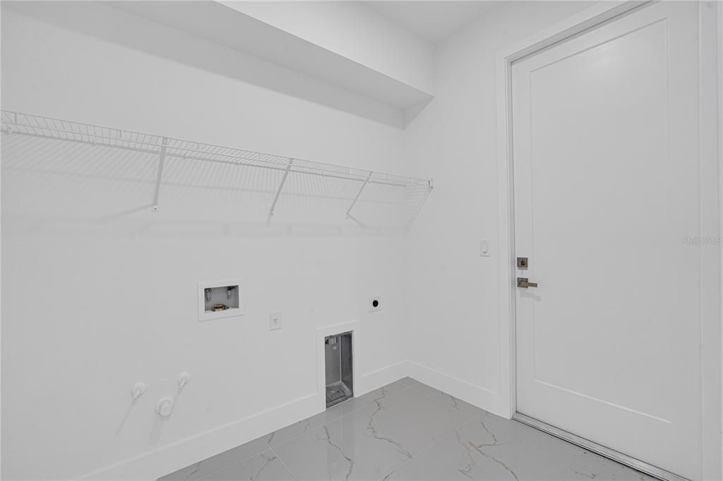 En Renta: $2,400 (3 camas, 2 baños, 1476 Pies cuadrados)