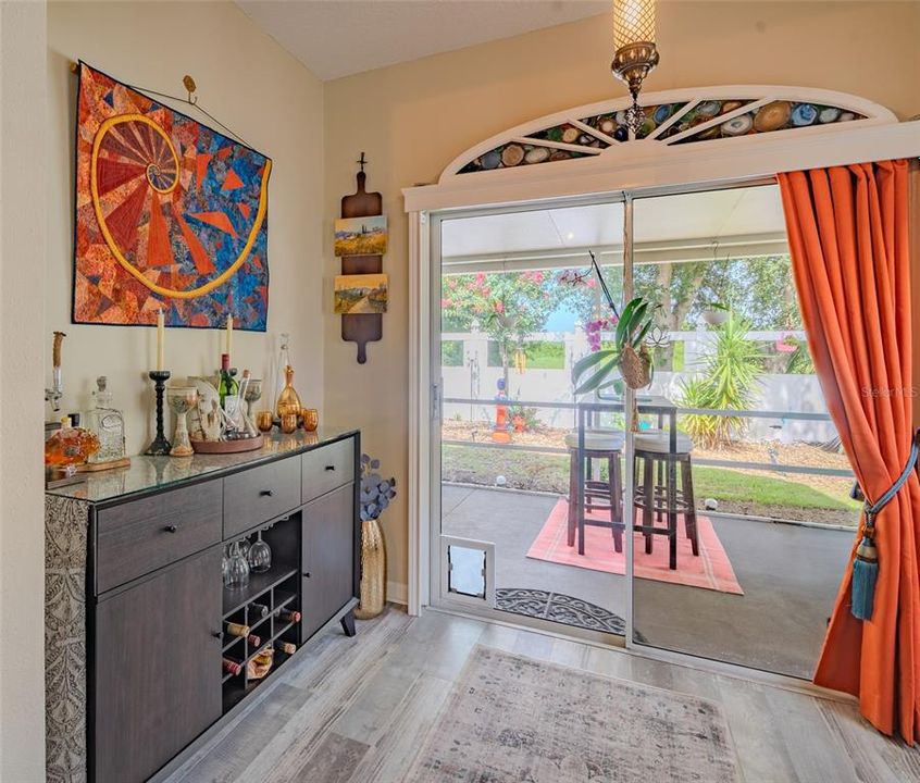 For Sale: $389,000 (2 beds, 2 baths, 1678 Square Feet)