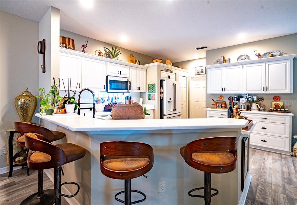 For Sale: $389,000 (2 beds, 2 baths, 1678 Square Feet)