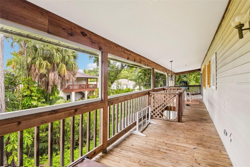 En Venta: $495,000 (3 camas, 3 baños, 1989 Pies cuadrados)
