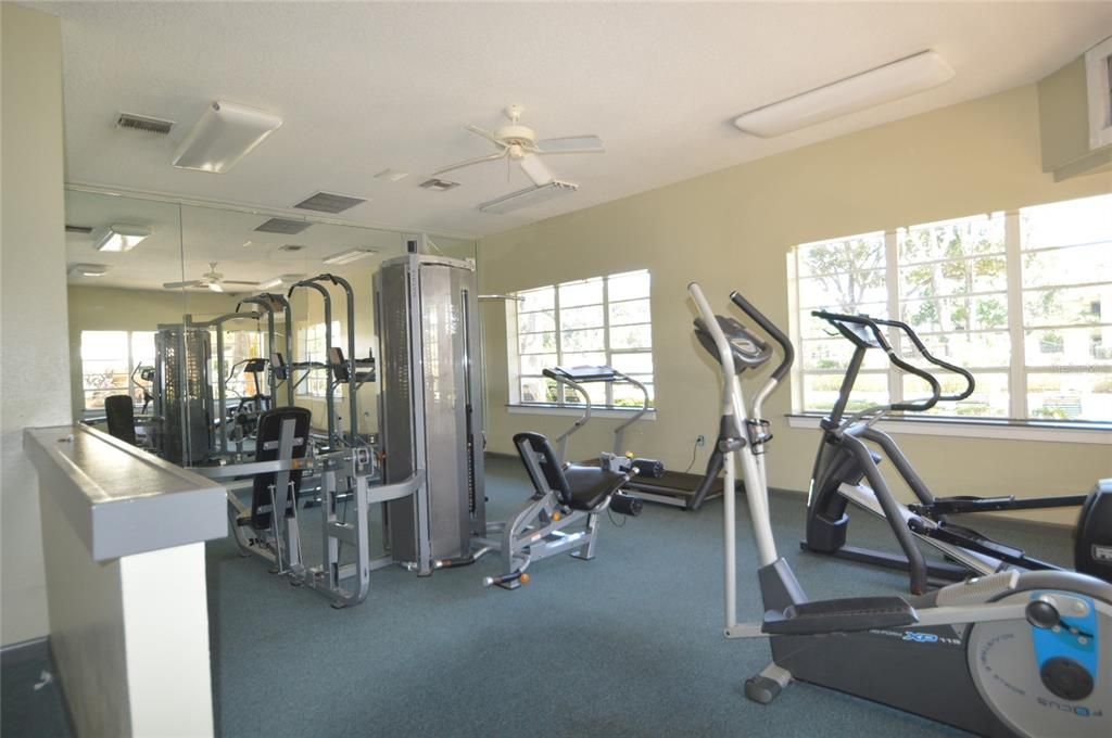 For Rent: $1,590 (1 beds, 1 baths, 868 Square Feet)