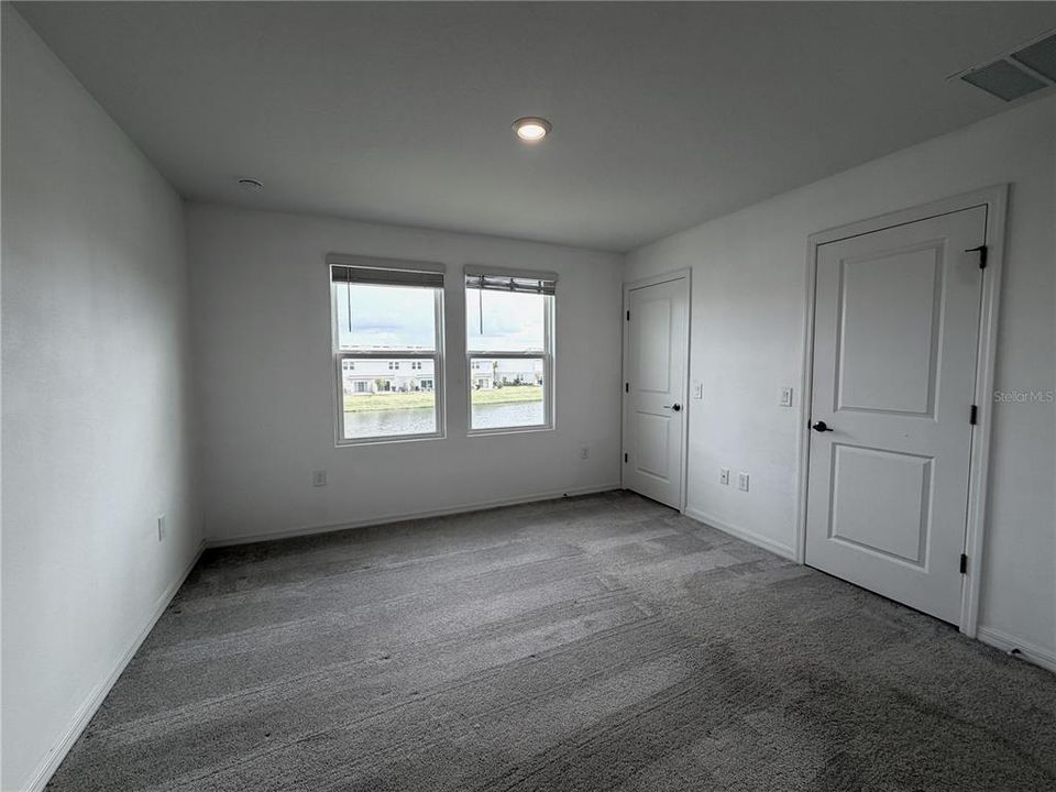 В аренду: $1,700 (2 спален, 2 ванн, 1255 Квадратных фут)