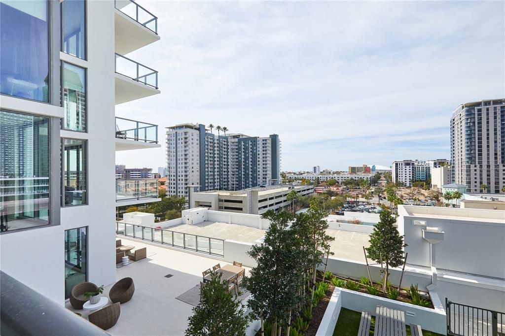 For Sale: $1,495,000 (2 beds, 3 baths, 2036 Square Feet)