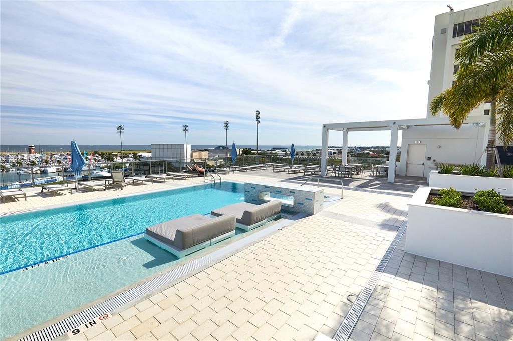 For Sale: $1,495,000 (2 beds, 3 baths, 2036 Square Feet)