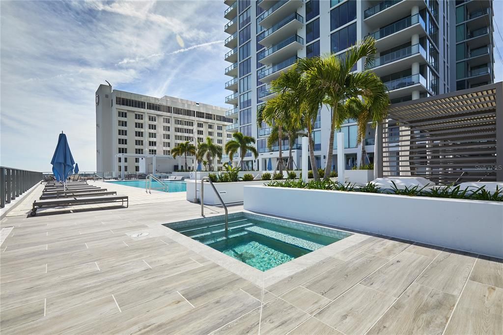 For Sale: $1,495,000 (2 beds, 3 baths, 2036 Square Feet)