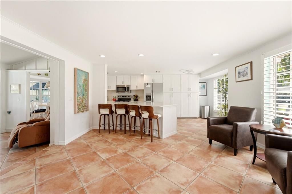 For Sale: $1,599,000 (3 beds, 2 baths, 1793 Square Feet)