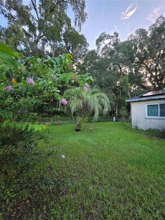 For Sale: $160,000 (2 beds, 1 baths, 1148 Square Feet)