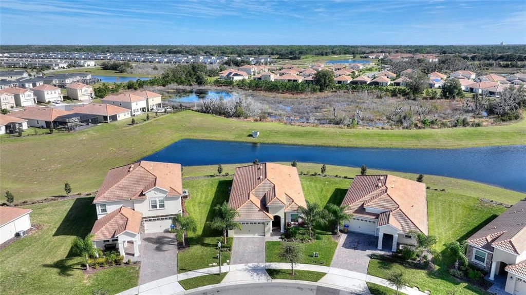En Venta: $479,000 (4 camas, 2 baños, 2269 Pies cuadrados)