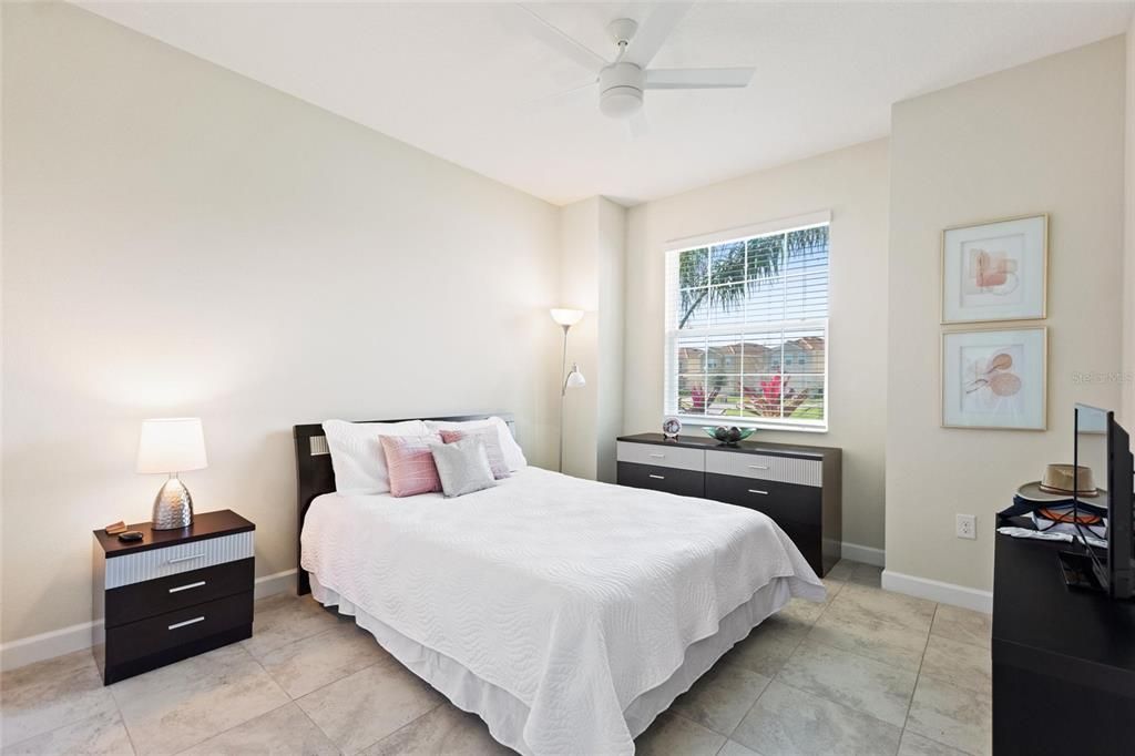 En Venta: $479,000 (4 camas, 2 baños, 2269 Pies cuadrados)