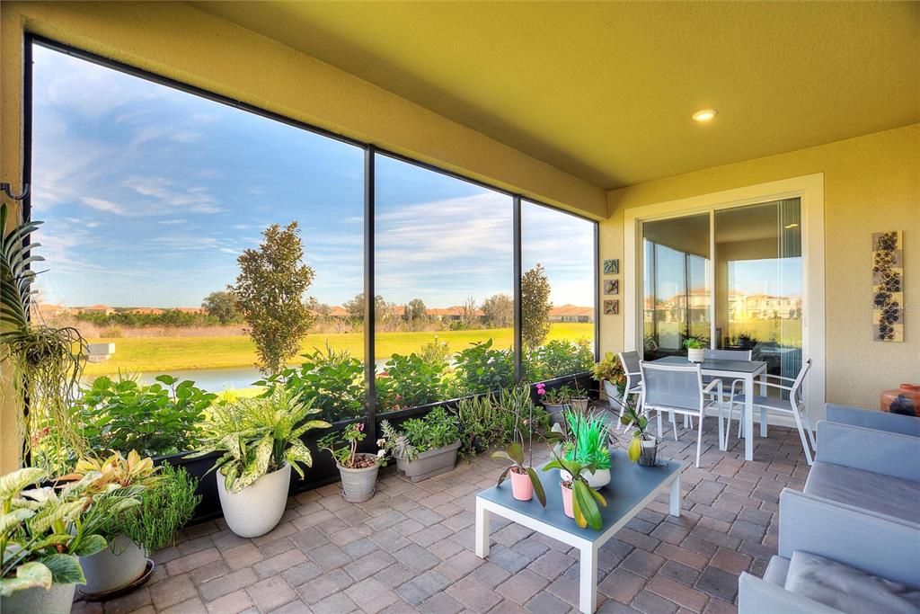En Venta: $479,000 (4 camas, 2 baños, 2269 Pies cuadrados)