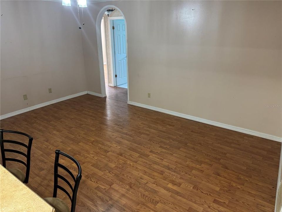 For Sale: $429,900 (4 beds, 2 baths, 1653 Square Feet)