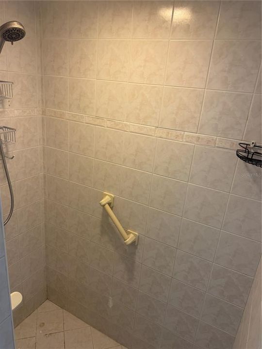 For Sale: $429,900 (4 beds, 2 baths, 1653 Square Feet)