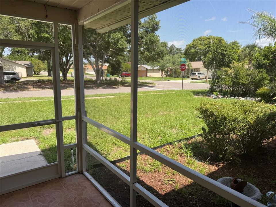 For Sale: $429,900 (4 beds, 2 baths, 1653 Square Feet)