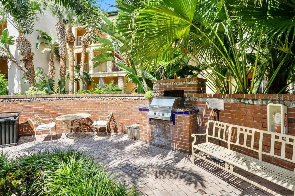 В аренду: $1,900 (1 спален, 1 ванн, 721 Квадратных фут)