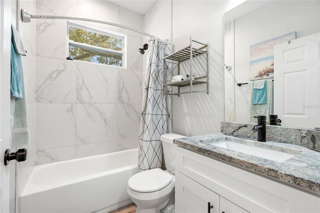 En Venta: $375,000 (3 camas, 2 baños, 1404 Pies cuadrados)