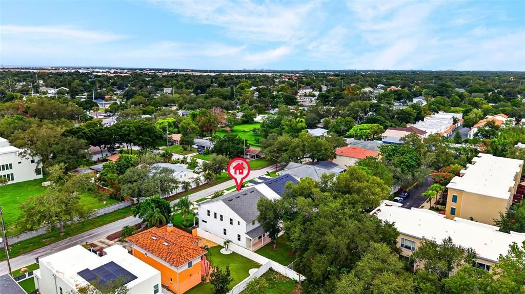 На продажу: $1,130,000 (5 спален, 3 ванн, 3095 Квадратных фут)