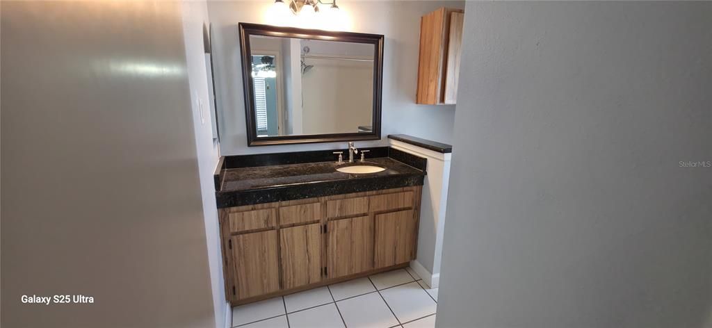 For Sale: $279,900 (2 beds, 2 baths, 1240 Square Feet)