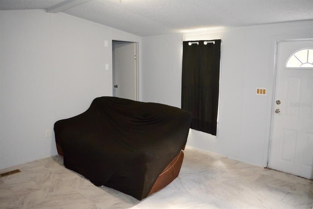 En Venta: $89,000 (3 camas, 2 baños, 924 Pies cuadrados)