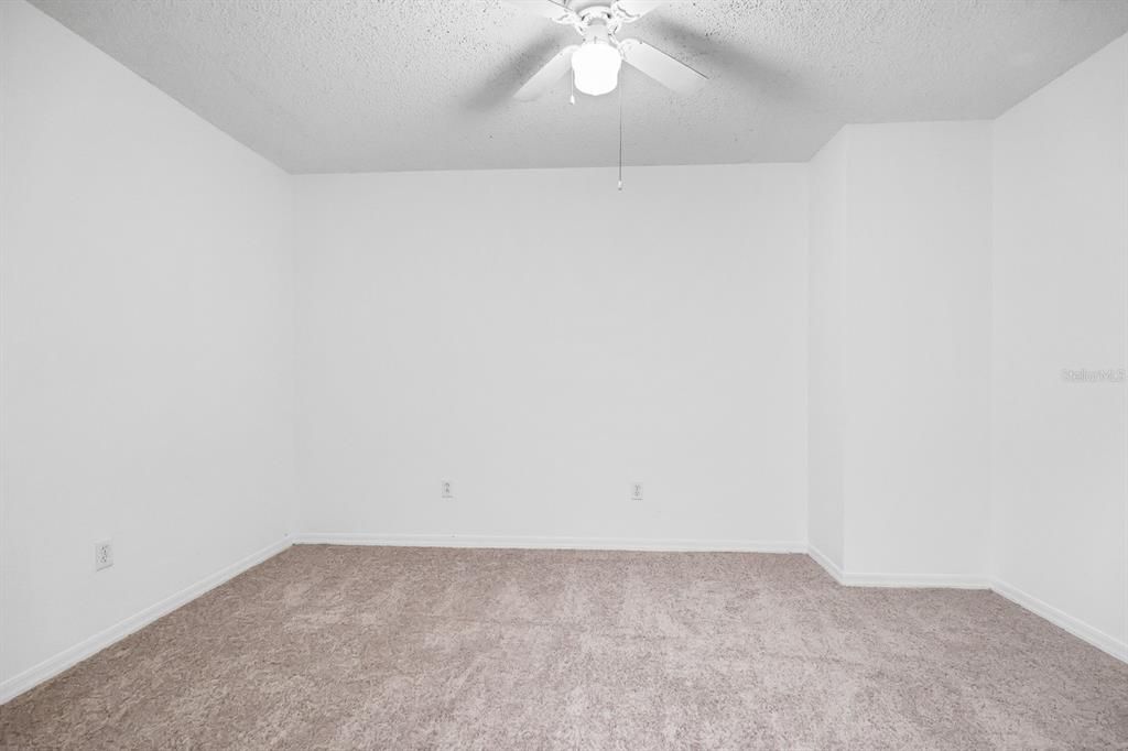For Rent: $1,800 (2 beds, 2 baths, 1595 Square Feet)
