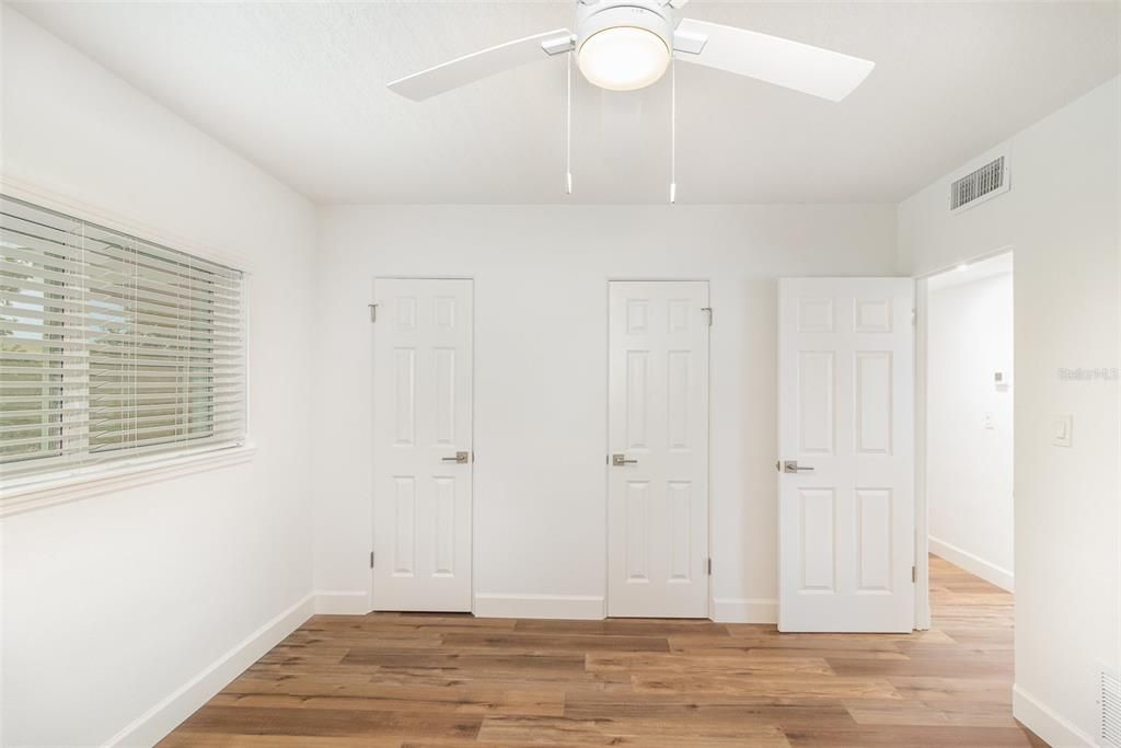For Rent: $2,300 (2 beds, 1 baths, 710 Square Feet)